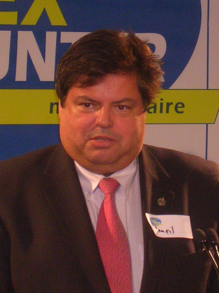 <span class="mw-page-title-main">Mauril Bélanger</span> Canadian politician