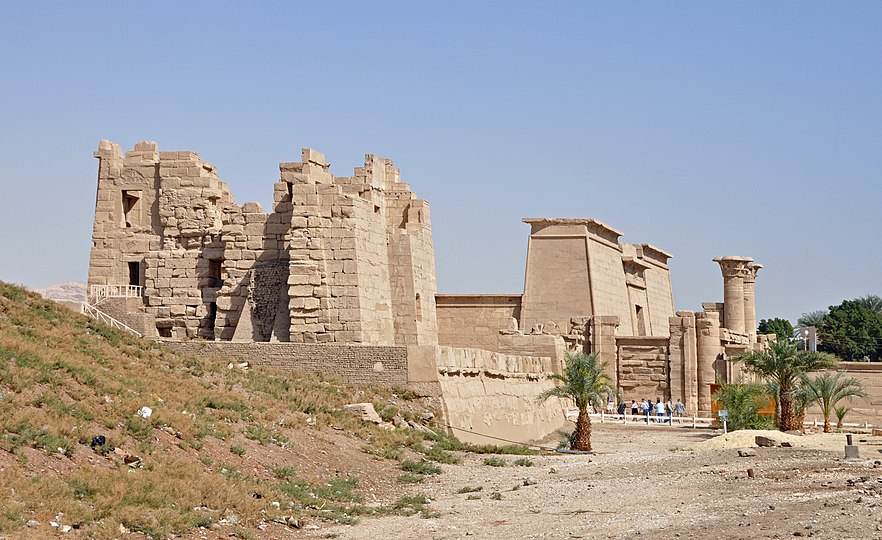 Het koninklijk paviljoen van Ramses III en de Kleine Tempel