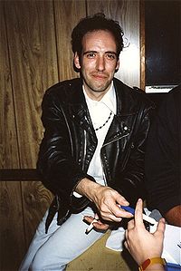 Mick Jones en abril de 1987.