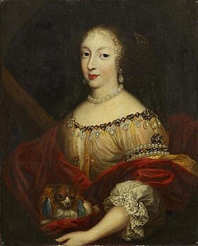 Mignard, after - Henriette of England, Duchess of Orléans - Musée Condé.jpg