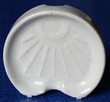 Porcelain milk watcher - notice that there is one notch on each side, and how the interior slants toward the notch Milchwaechter porcelain.jpeg