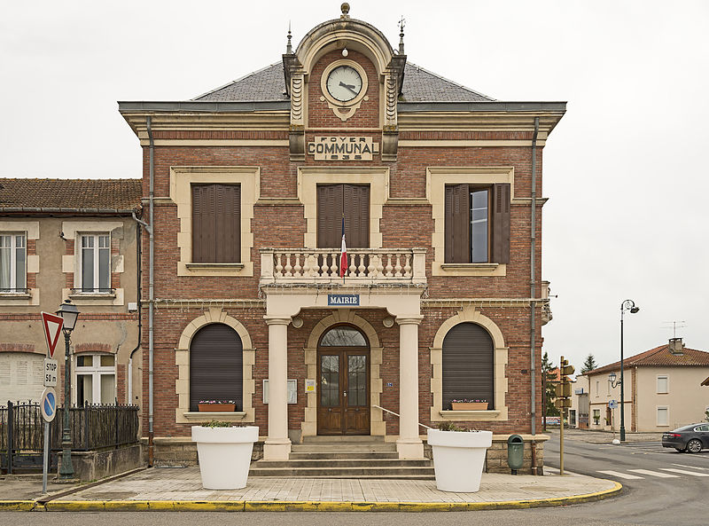 File:Mirepoix-sur-Tarn La Mairie.jpg