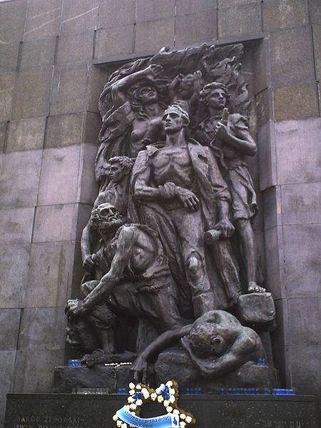 450px-Monument_of_ghetto_uprising.JPG