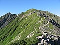 北岳山荘付近より中白根山