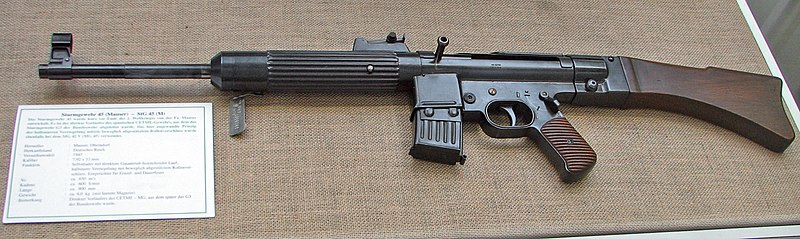 File:Munster Sturmgewehr 45 (dark1).jpg