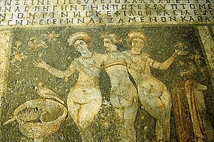 Le dee Cariti: Thalia, Euphrosyne ed Aglaia. Mosaico delle terme nei pressi di Tarso.