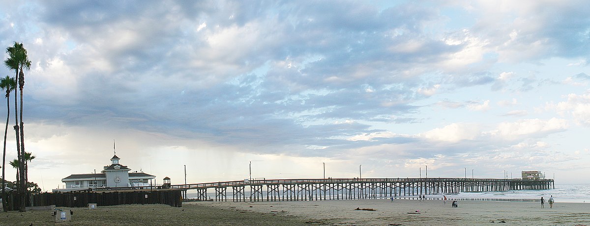 Newport Pier - Wikipedia