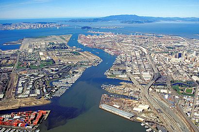 How to get to Port of Oakland with public transit - About the place