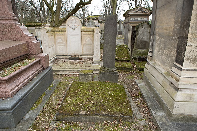 File:Père-Lachaise - Division 14 - Noël 02.jpg