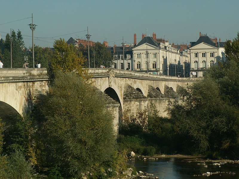 File:PA00098975 Pont Georges V.jpg