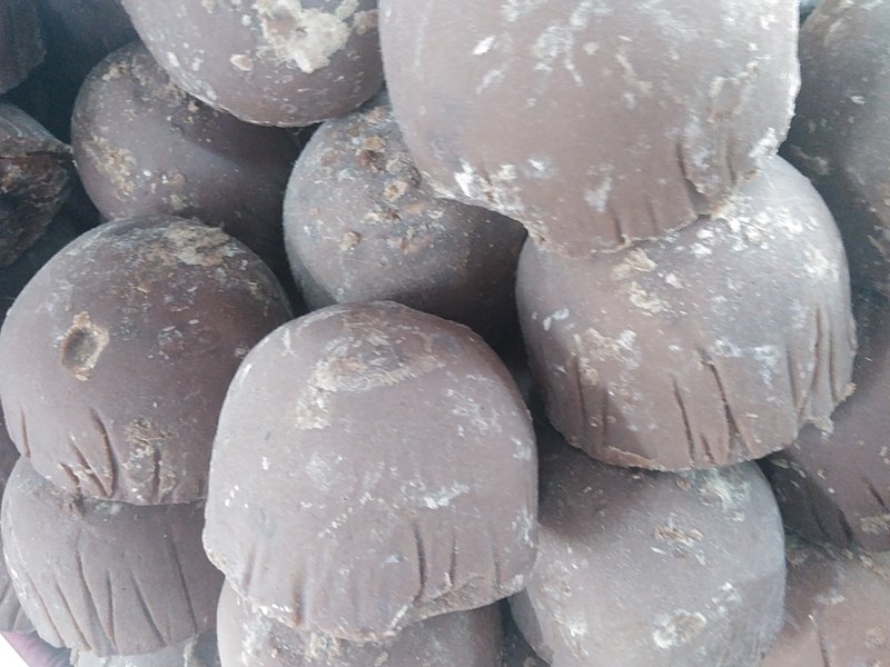 File:Palmyra Jaggery of Tamilnadu.jpg