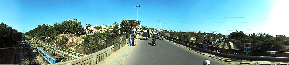 Ramamurthy Nagar köprüsünün panoramik görünümü