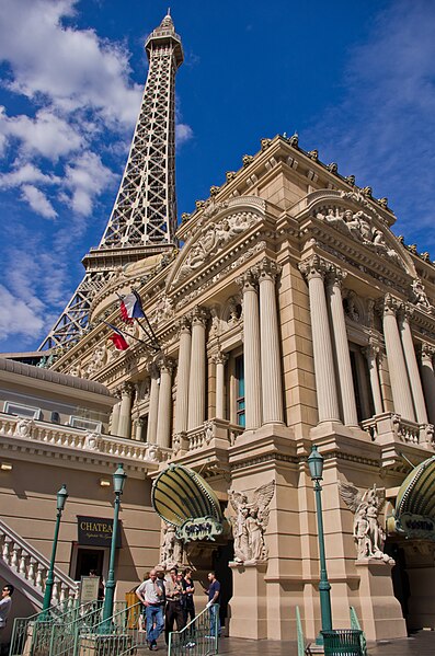 File:Paris hotel Vegas 13.jpg