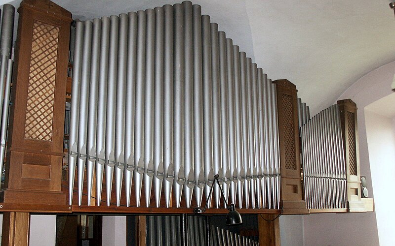 File:Patzmannsdorf Alte Molzer-Orgel.jpg