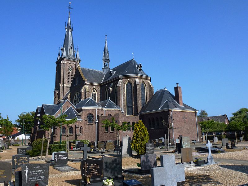 File:Pey (Echt-Susteren) Kerk achterzijde.JPG