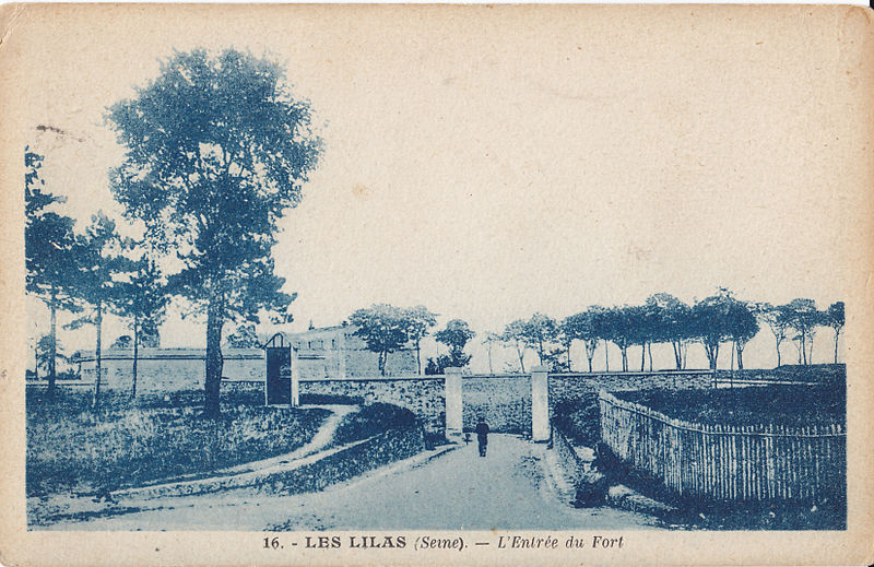 File:Photo-éditions 16 - LES LILAS - L'Entrée du Fort.jpg