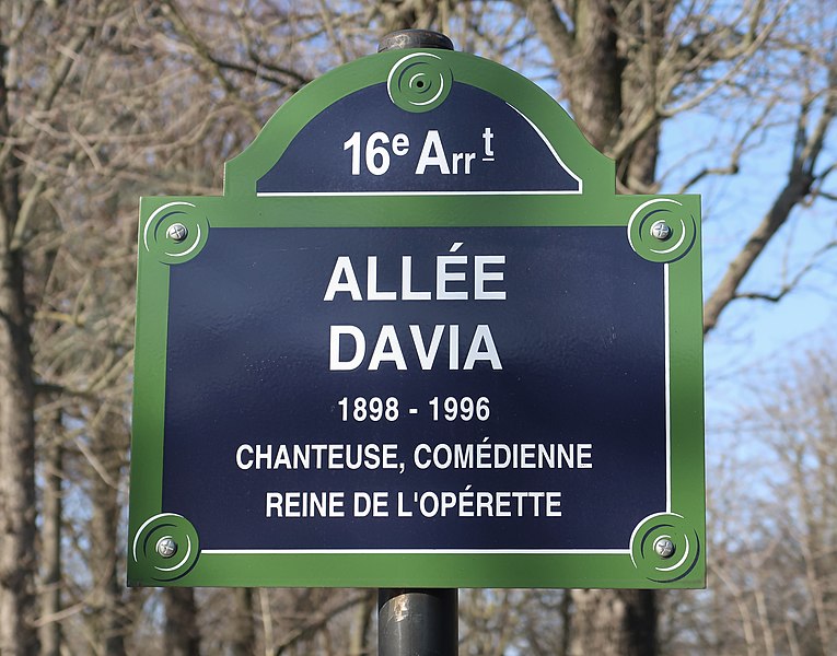 File:Plaque allée Davia, jardin du Ranelagh, Paris 16e 2.jpg