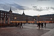 Plaza Mayor y su entorno, Madrid ( -1619)