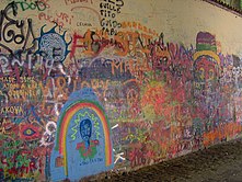 Praga - Muro de John Lennon.jpg