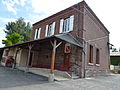 Renneville (Ardennes) mairie et école.JPG