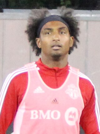 <span class="mw-page-title-main">Reshaun Walkes</span> Canadian soccer player (born 1999)
