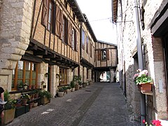 Rue Castelnau de Montmiral.jpg