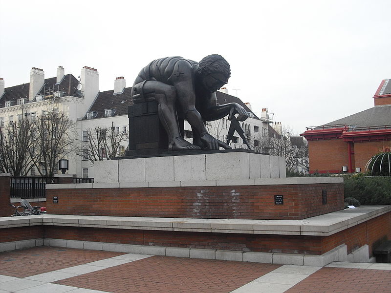 File:STATUE IN THE BRITISH LIBRARY 3 3 2010.JPG