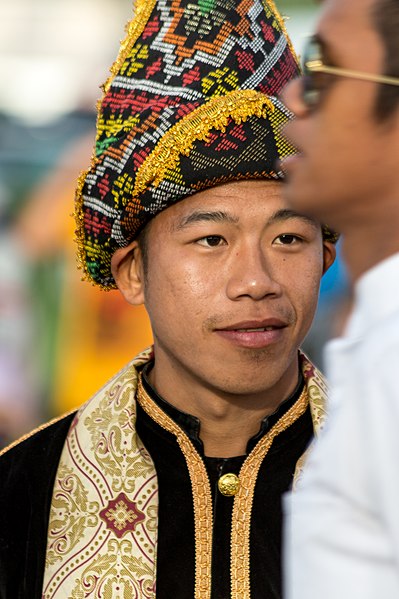 File:Sabah Malaysia Welcoming-Contingent Hari-Merdeka-2013-01.jpg