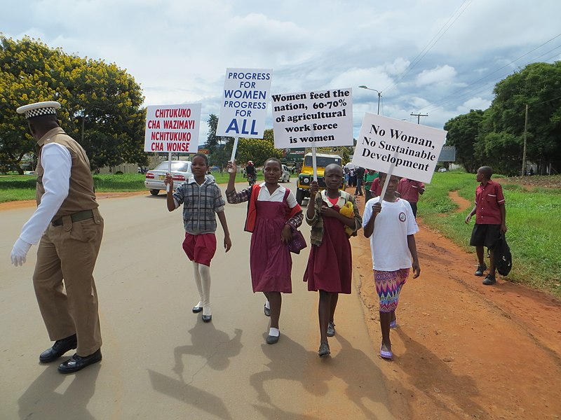 File:School Children On a Mission.jpg