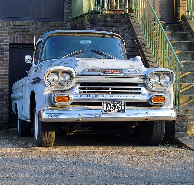 File:Show me the way to San José, Chevrolet Apache - geograph.org.uk - 2793472.jpg