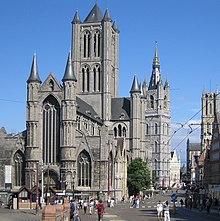 Die drei Türme, von links: Sint-Niklaaskerk, Belfried, St.-Bavo-Kathedrale