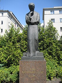 Памятник в Варшаве