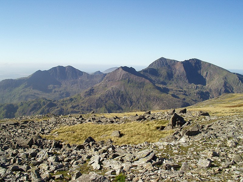 File:Snowdon massif.jpg