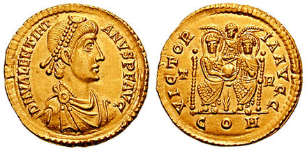 Solidus of Valentinian II showing Valentinian and Theodosius I on the reverse, marked victoria augg ("the Victory of the Augusti")