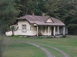 Den tidigare Williamsport och North Branch Railroad-depå i byn Sonestown, Davidson Township, Sullivan County, Pennsylvania, USA