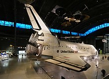 space shuttle discovery 1990s