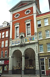 St Peter's Italian Church in London St Peters Italian Church.jpg