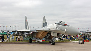 Sukhoi Su-35 on the MAKS-2009 (01).jpg