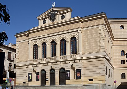 How to get to Teatro De Rojas with public transit - About the place