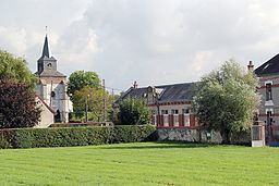 Kyrka, skola och rådhus