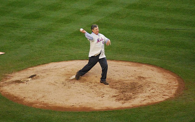 Seaver throws the ceremonial first pitch before the final game at Shea Stadium on September 28, 2008.