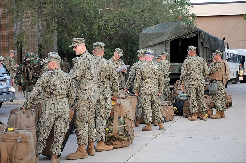File:U.S. Sailors assigned to Naval Mobile Construction Battalion 11 load gear and baggage in preparation for a field exercise (FEX) at Camp Shelby, Miss., May 5, 2013 130505-N-UH337-009.jpg