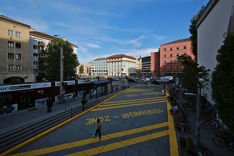 File:Uni Innsbruck Campus Innrain (BT0A4951).jpg