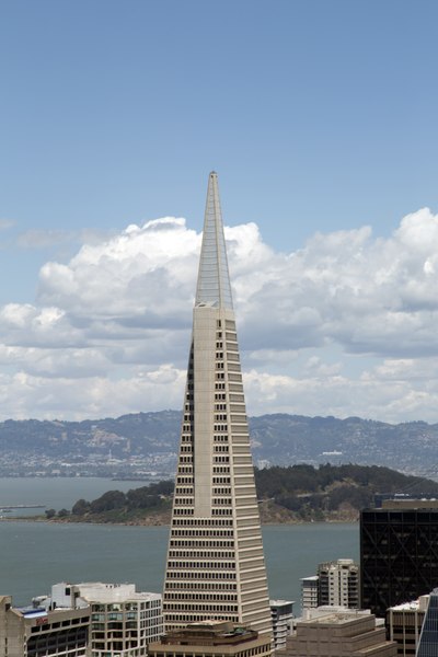 File:View of Transamerica Pyramid, San Francisco, California LCCN2013630494.tif