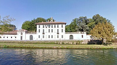 La facciata d'onore di Villa Visconti a Cassinetta di Lugagnano sul Naviglio Grande