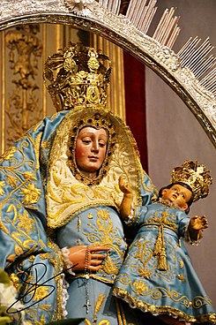 Virgenguiacoronada.JPG