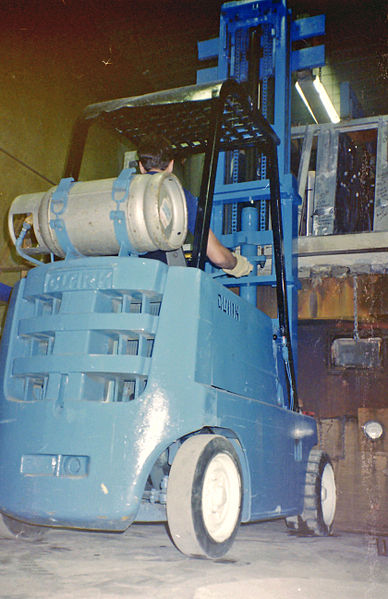 File:Warnock hersey coquitlam fire test sample transport with counterweight to prevent tipping over2.jpg