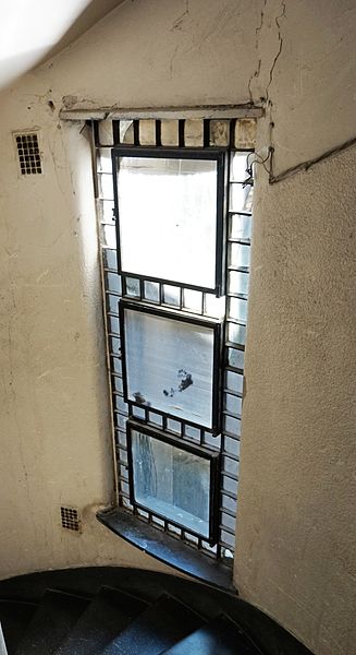 File:Window in staircase.jpg