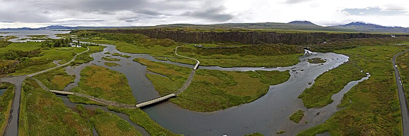 File:Þingvellir aerial panorama.jpg