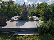 Братська могила радянських воїнів с. Кошляки (загальний вигляд).jpg